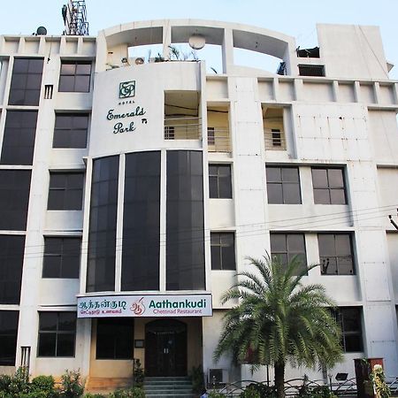 Hotel Emerald Park Chennai Luaran gambar