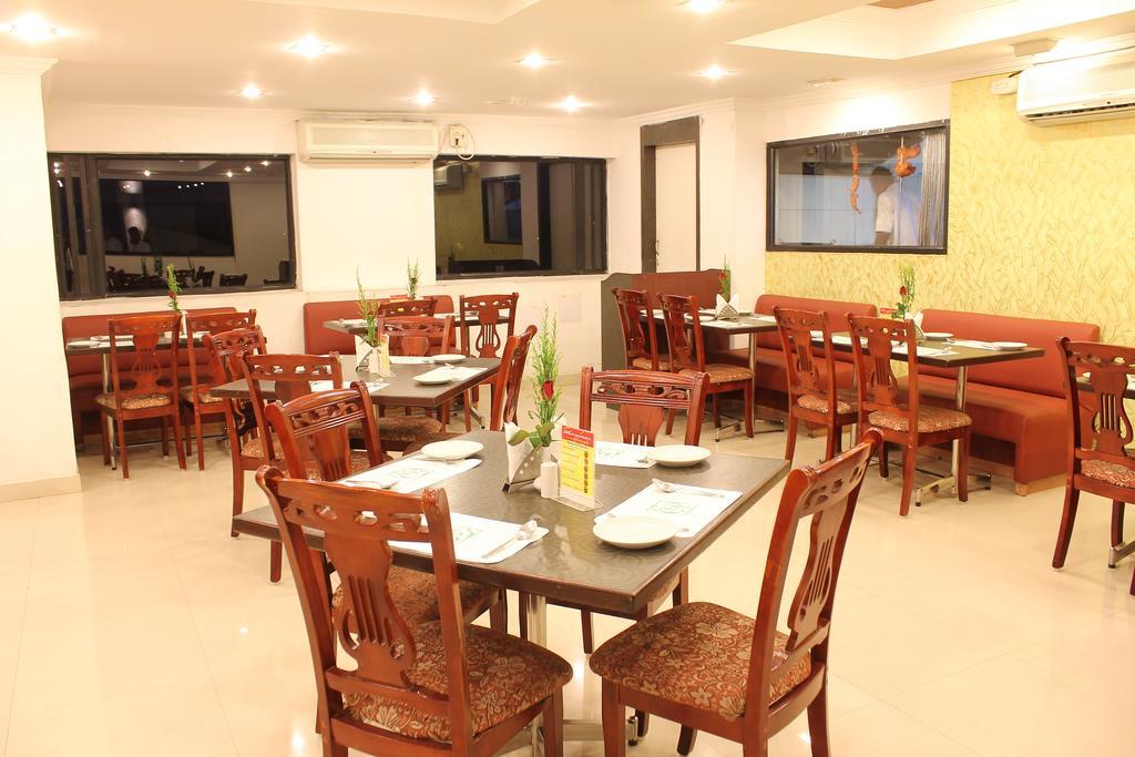 Hotel Emerald Park Chennai Luaran gambar