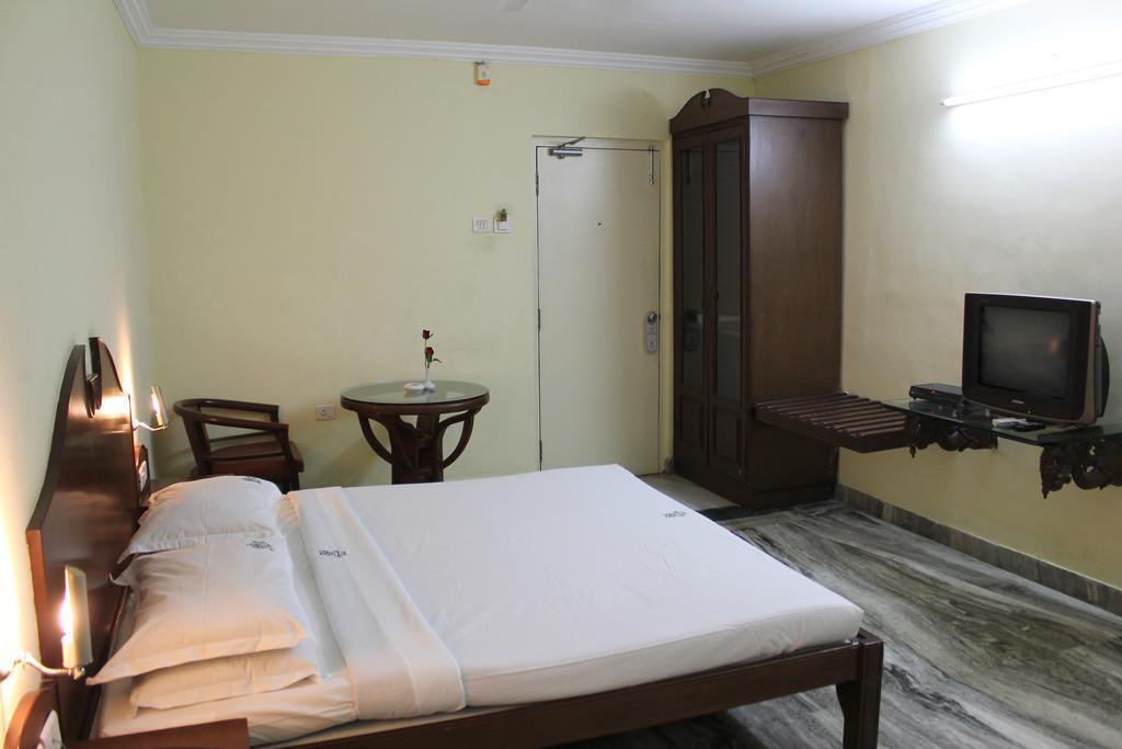 Hotel Emerald Park Chennai Bilik gambar
