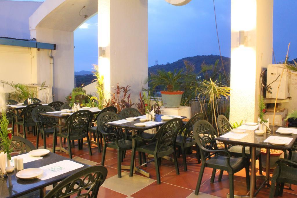 Hotel Emerald Park Chennai Luaran gambar